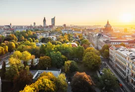 Skyline-Leipzig-Panorama-City-Hochhaus-Neues-Rathaus-Bundesverwaltungsgericht-Sehenswürdigkeiten-Architektur-Natur-Philipp-Kirschner-leipzig-travel